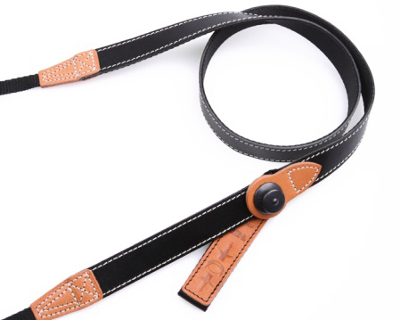 <b>ブラック×ベージュ</b>