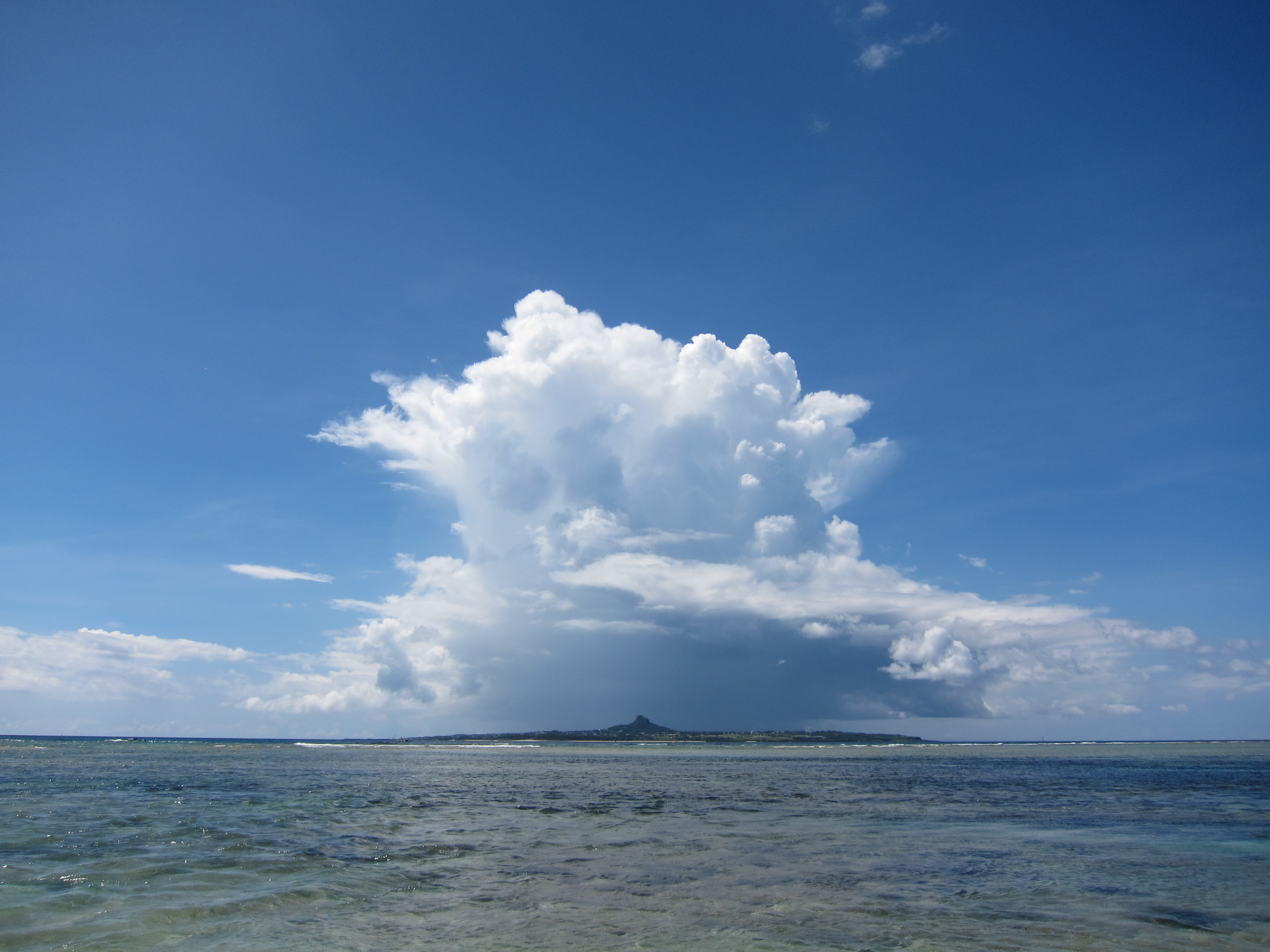 <b>4：3<br>PowerShot S95 / 約1.7MB / 3,648×2,736 / 1/1,000秒 / F4.5 / 0.0EV / ISO80 / WB:太陽光 / 6mm</b>