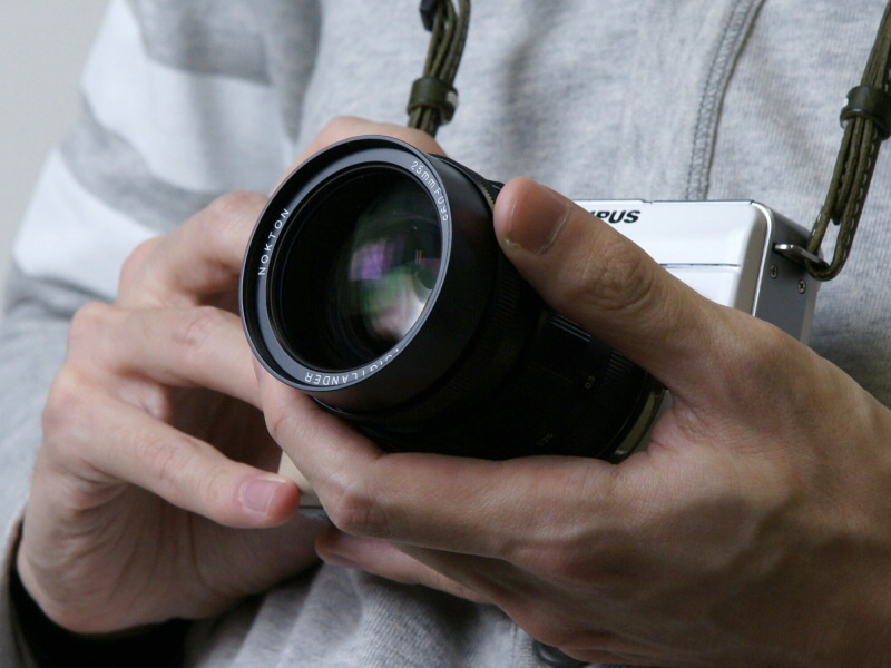 <b>しっとりとした操作感が心地よい</b>