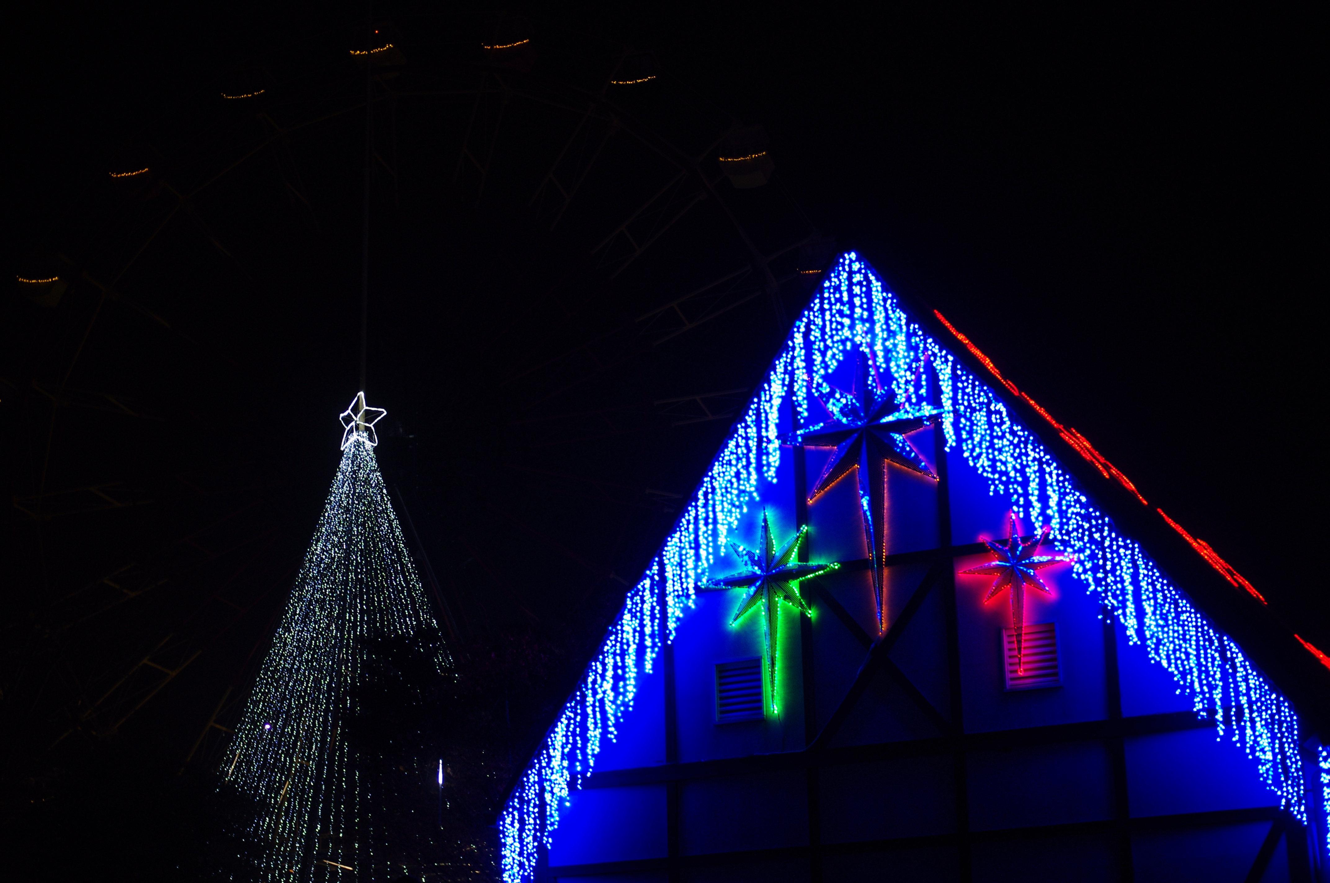 <b>ISO400<br>K-r / DA 40mm F2.8 Limited / 約6.0MB / 4,288×2,848 / 1/40秒 / F2.8 / 0.0EV / WB:オート / 40mm</b>