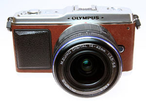 <b>ウッドブラウンの装着例</b>