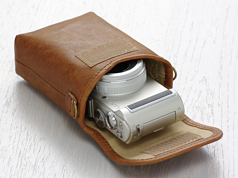 <b>グリップを上にすることで素早く取り出せる</b>