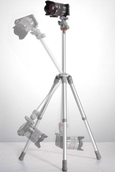 <b>カメラを装着した状態でも回転できる</b>