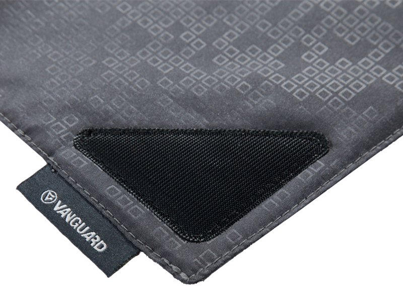 <b>ソフトベルクロを使用</b>