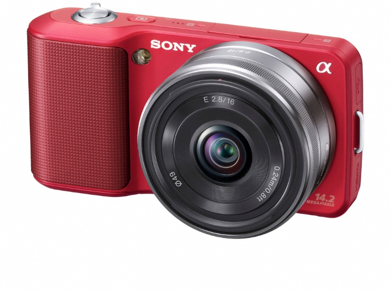 <b>ソニーNEX-3レッド。レンズはE 16mm F2.8</b>