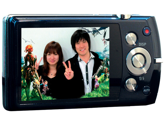 <b>LINEAGE II×EXILIMデジタルカメラ</b>