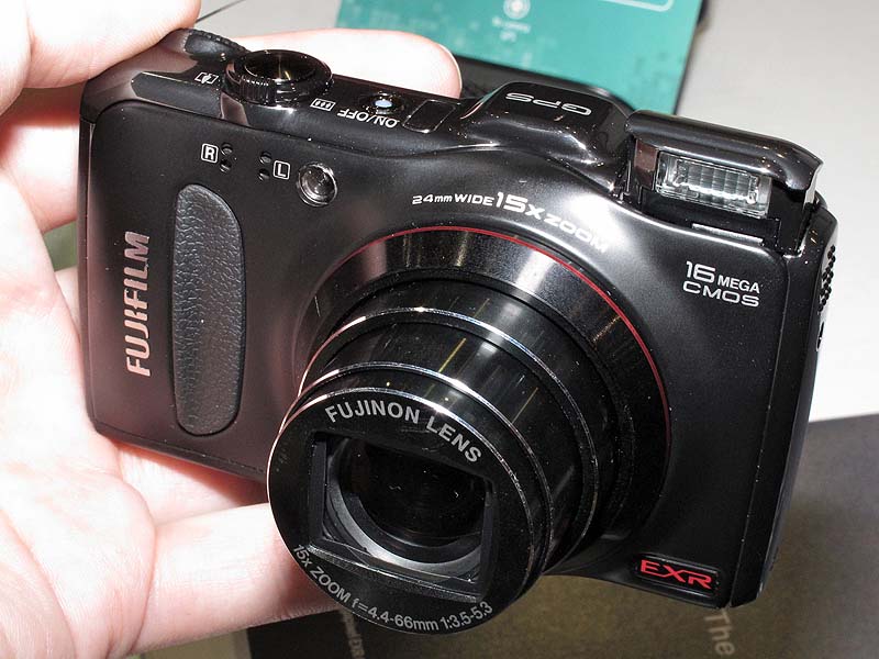 <b>FinePix F550EXR（349.95ドル）</b>