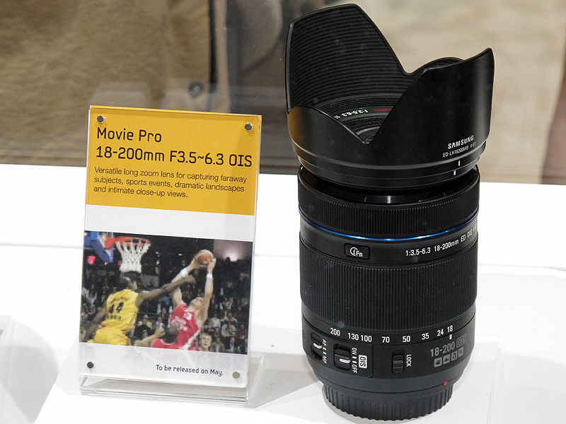 <b>Movie Pro 18-200mm F3.5-6.3 OIS</b>