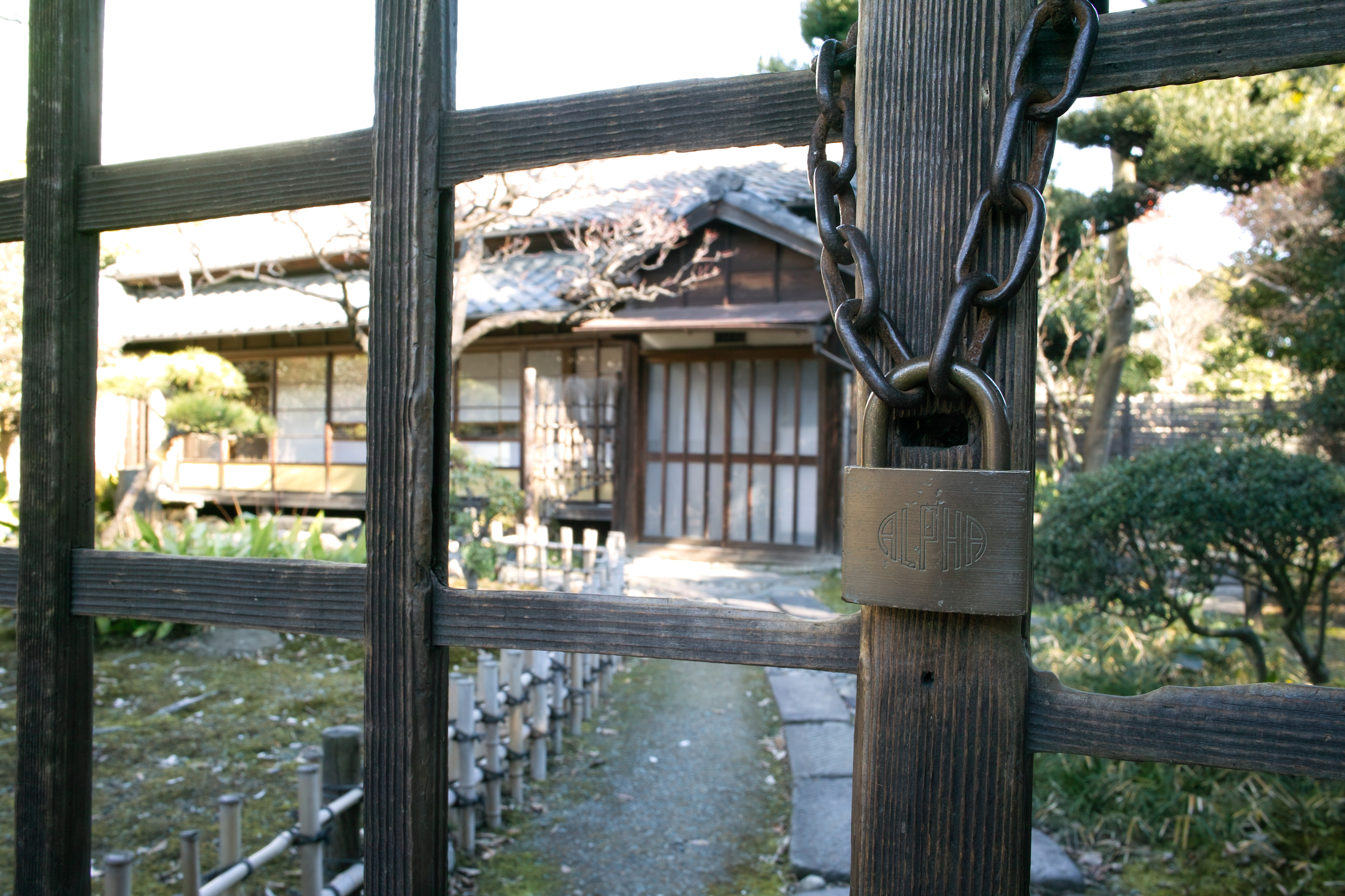 <b>DP1x / 1/4秒 / F11 / 0EV / ISO100</b>