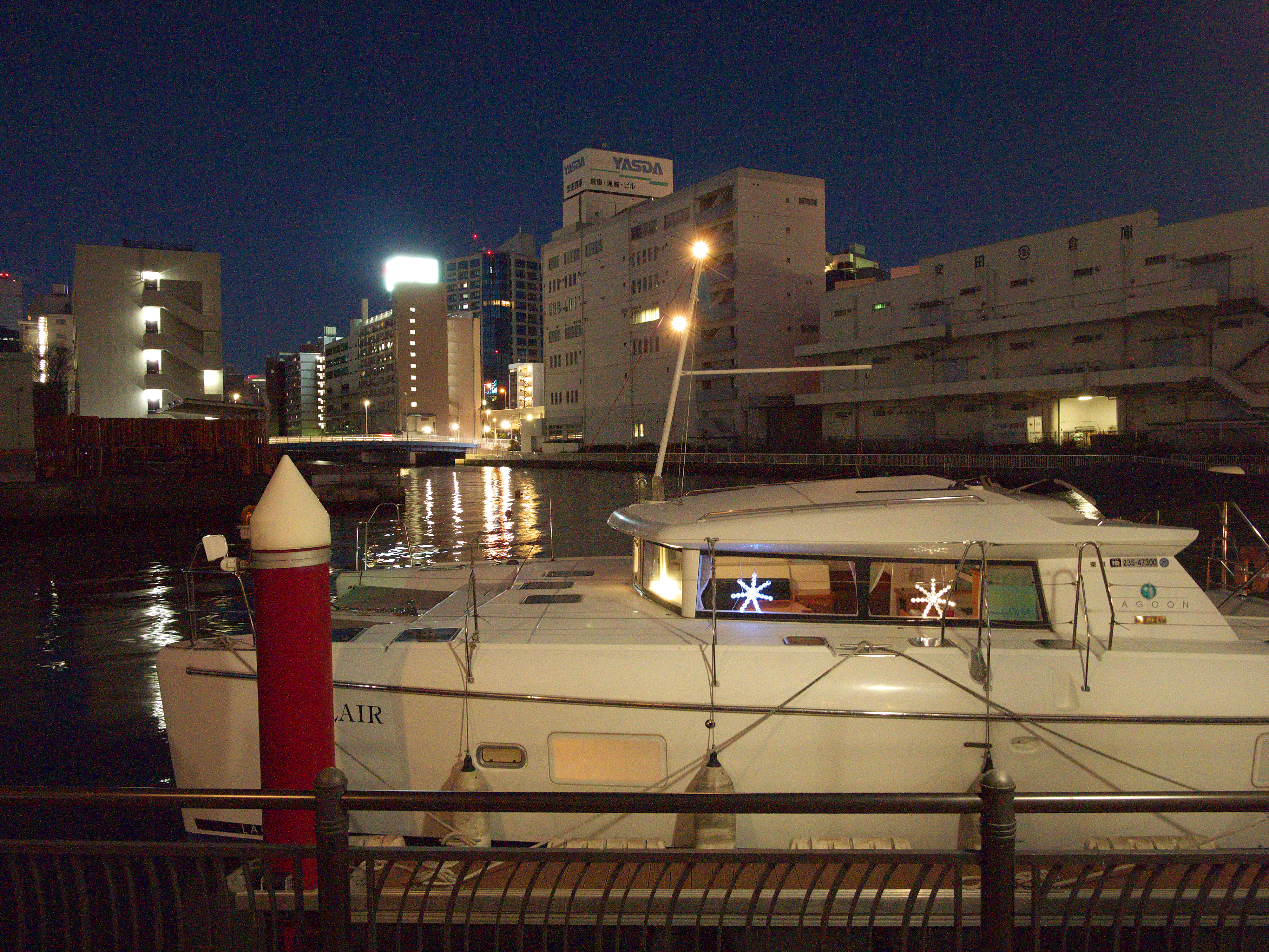 <b>DMC-GF2 / LUMIX G 14mm F2.5 ASPH. / 1/2.5秒 / F5.6 / 0EV / ISO1600</b>