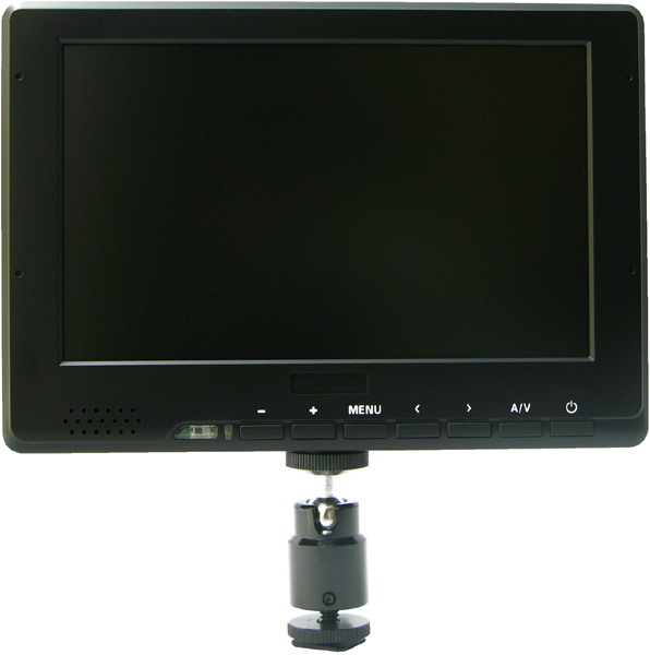 <b>アクセサリーシューマウントアダプターを装着したところ</b>