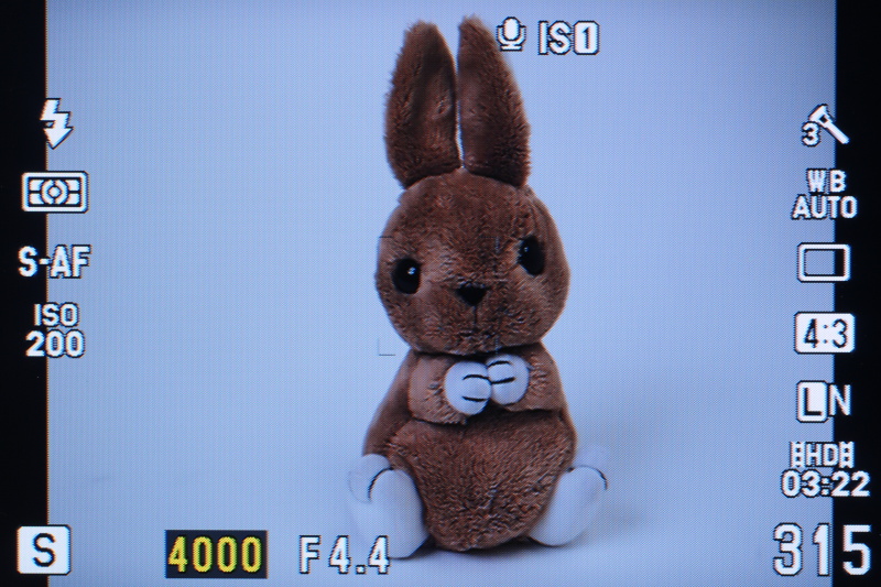 <b>シャッター優先モードでは、ダイヤル操作にシャッタースピードが割り当てられる</b>