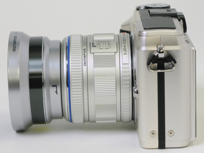 <b>ワイドコンバーター「WCON-P01」の装着例</b>