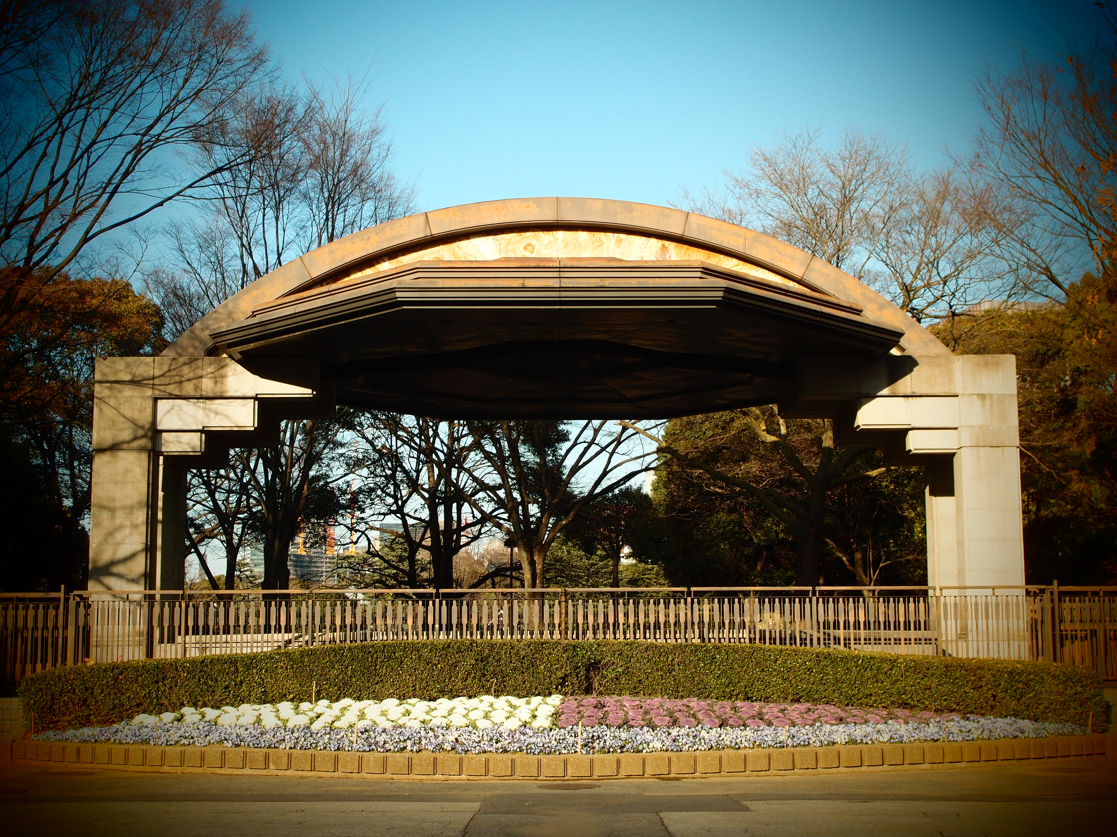 <b>アートフィルター:トイフォト<br>XZ-1 / 3,648×2,736 / 1/640秒 / F3.5 / -0.7EV / ISO100 / WB:オート / 9.87mm（46mm相当）</b>