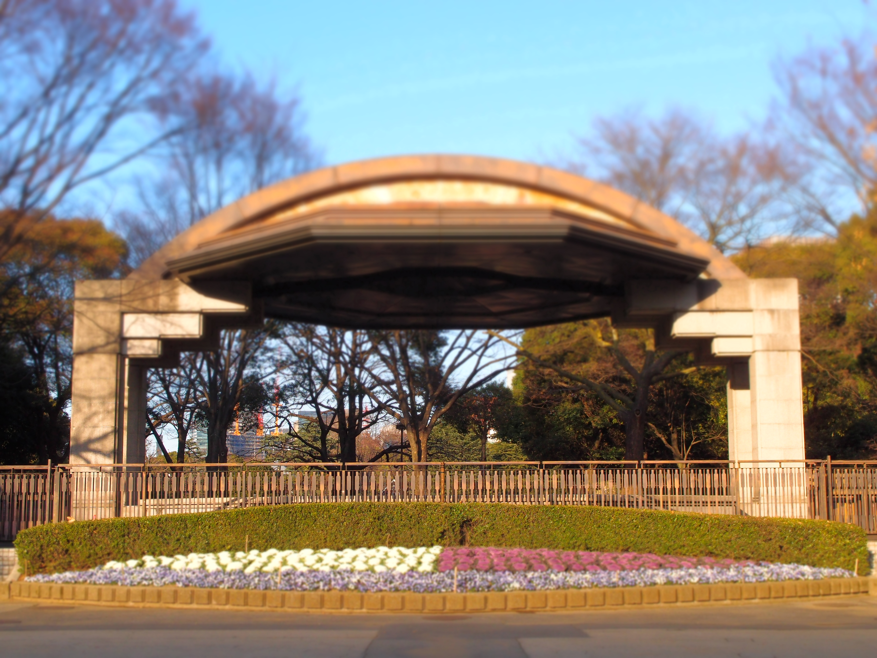 <b>アートフィルター:ジオラマ<br>XZ-1 / 3,648×2,736 / 1/500秒 / F3.5 / -0.7EV / ISO100 / WB:オート / 9.87mm（46mm相当）</b>