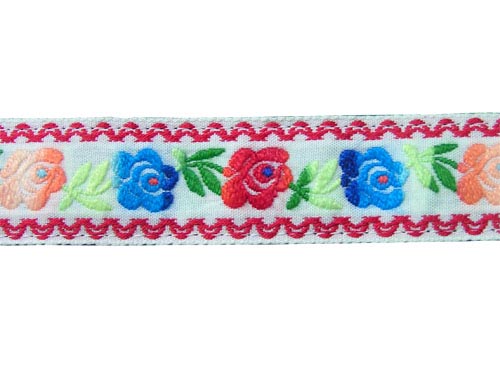 <b>チロリアンストラップ30フラワーホワイト</b>