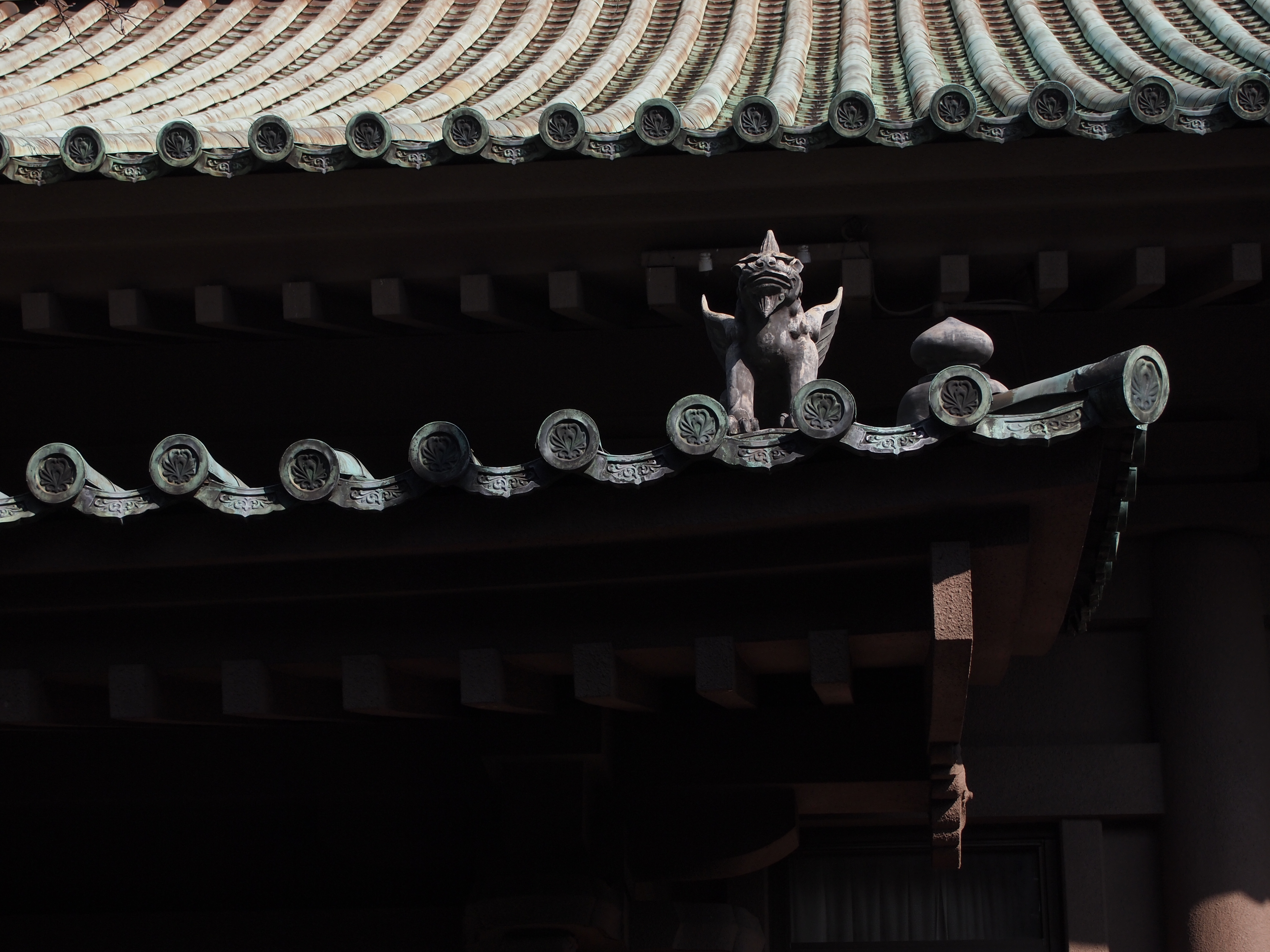 <b>コントロールダイヤルの単独操作で露出補正できる設定にしておくと、マイナス3EV補正とかのシーンでもらくちん<br>E-PL2 / M.ZUIKO DIGITAL 14-42mm F3.5-5.6 II / 4,032×3,024 / 1/640秒 / F7.1 / -3.0EV / ISO200 / WB:オート / 42mm</b>