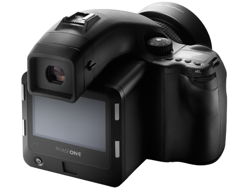 <b>645DFに装着したところ</b>