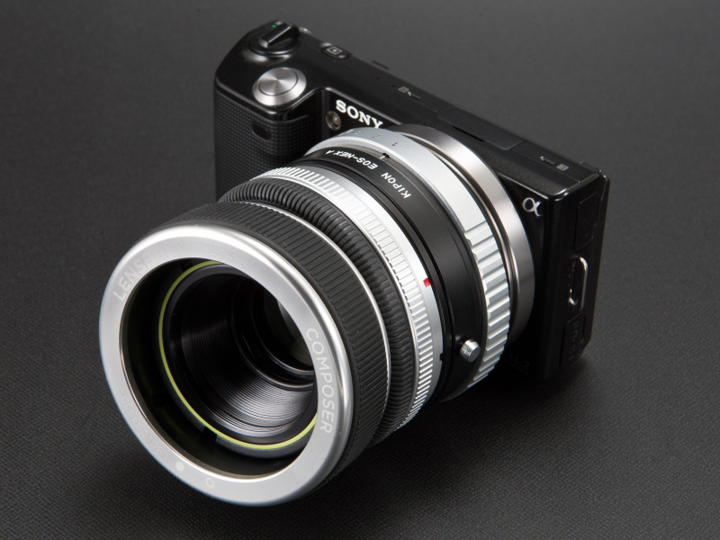 <b>ダブルグラスは50mm F2相当のレンズだ。思いのほか明るいレンズなので、屋外の晴天撮影では絞りの出番が多い</b>