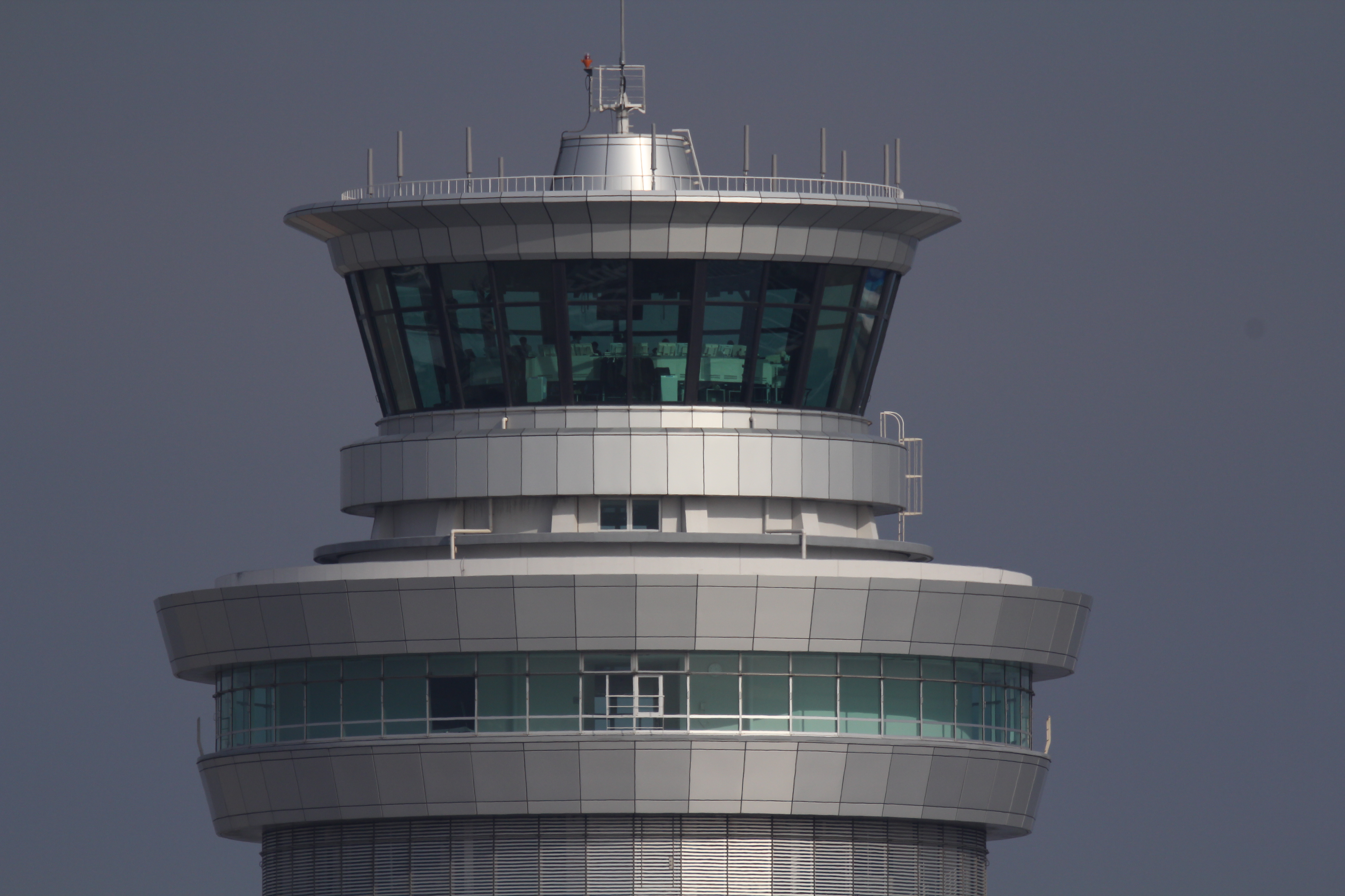 <b>1/1,250秒 / ISO250 / WB:4,700K</b>