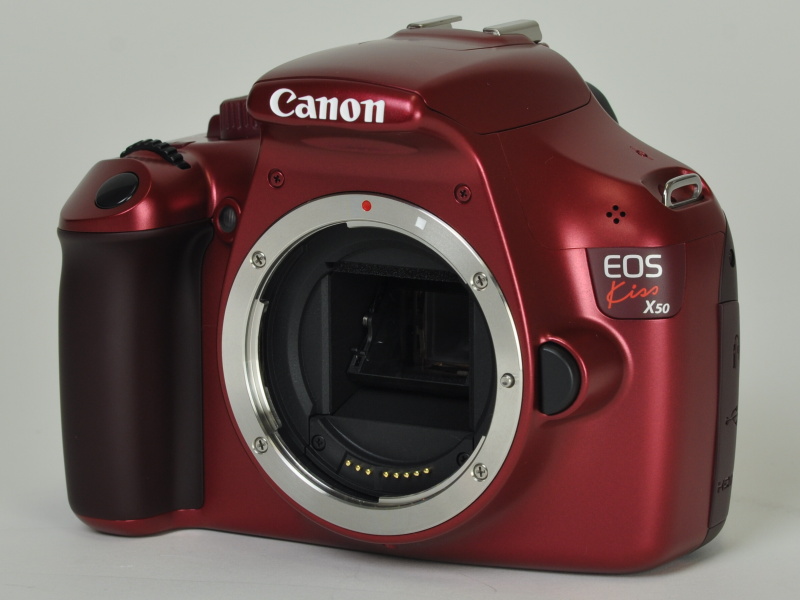 <b>EOS Kiss X50（レッド）</b>