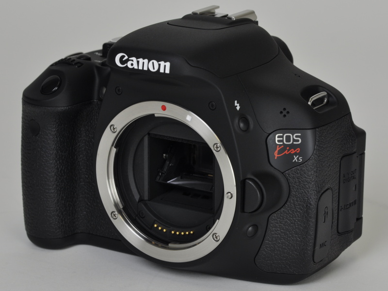 <b>EOS Kiss X5</b>