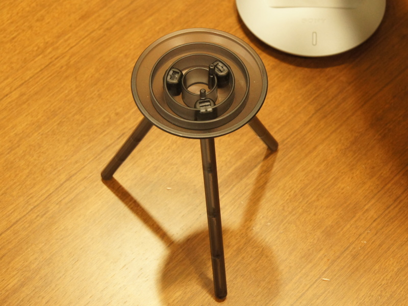 <b>付属の専用スタンド</b>