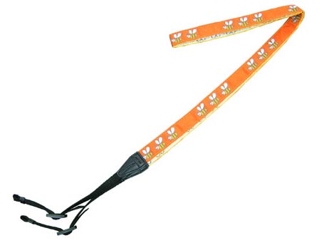 <b>ハチ（UNX-5906）</b>