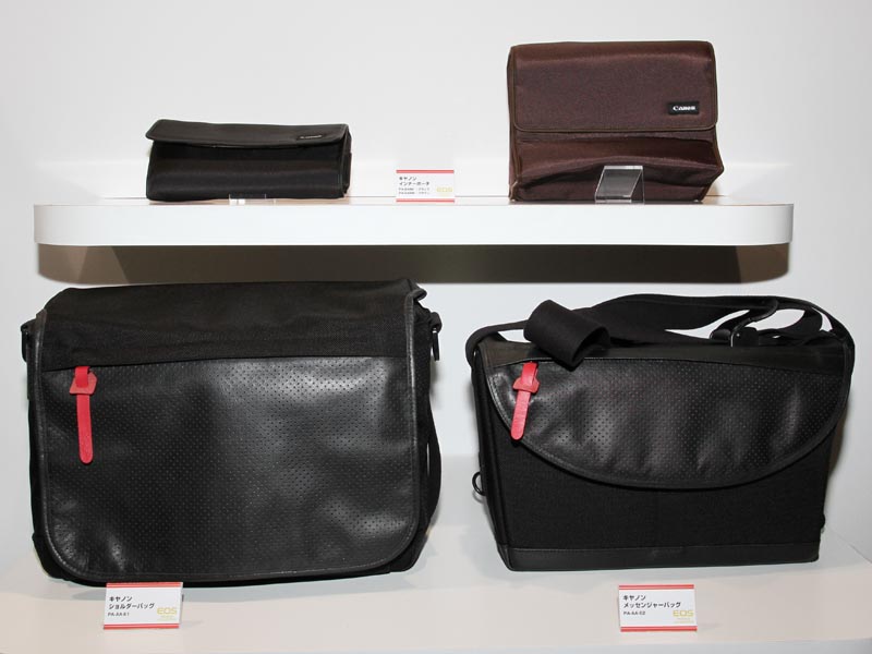 <b>上段左からインナーポーチPA-E4BK（ブラック）、インナーポーチPA-E4BW（ブラウン）。下段左からショルダーバッグPA-AA-E1、メッセンジャーバッグ PA-AA-E2</b>