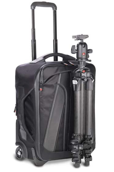 <b>LINO プロ用ローラーバッグ7型（6万8,250円）</b>