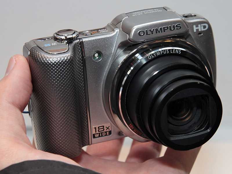 <b>18倍ズーム機SZ-10</b>