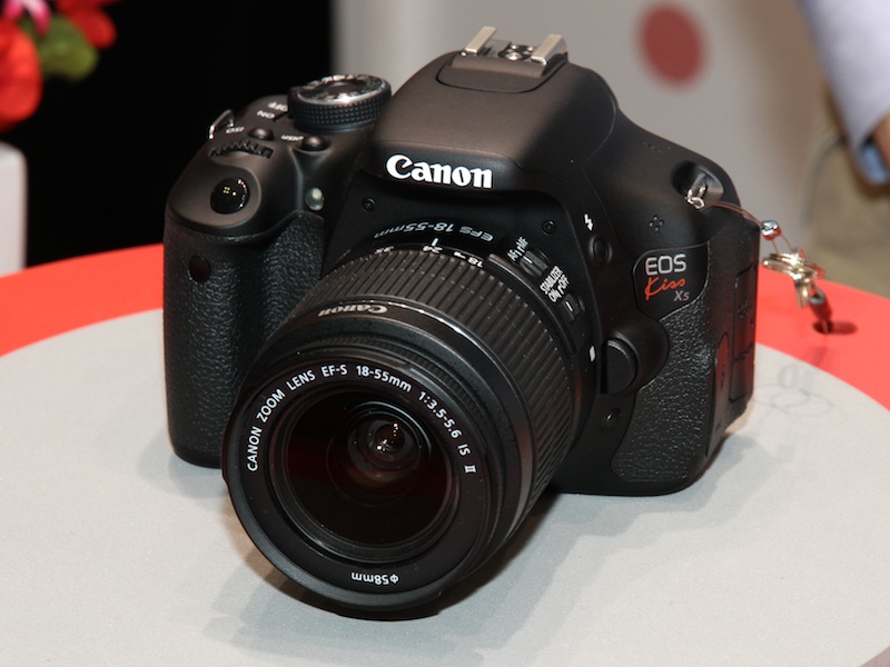 <b>EOS Kiss X5</b>