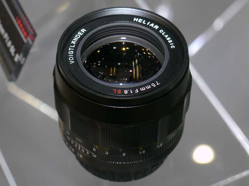 <b>HELIAR classic 75mm F1.8 SL II</b>