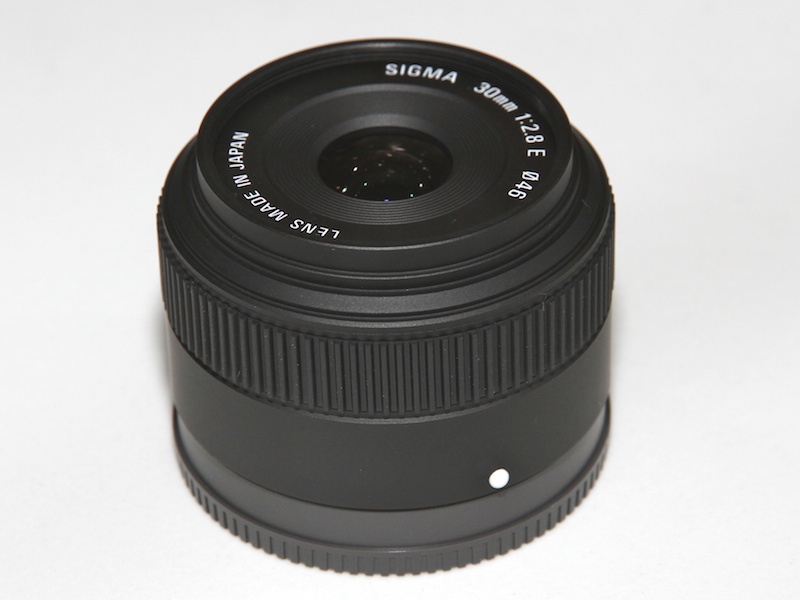 <b>Eマウントレンズのイメージモックを展示</b>