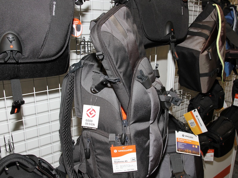 <b>大容量の「スカイボーン」シリーズはノートパソコンも収納できる</b>