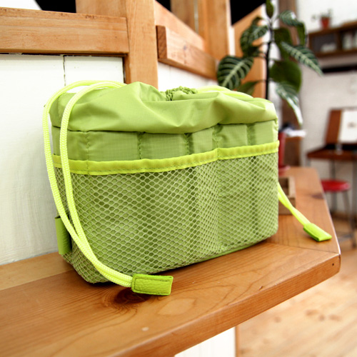 <b>イエローグリーン</b>