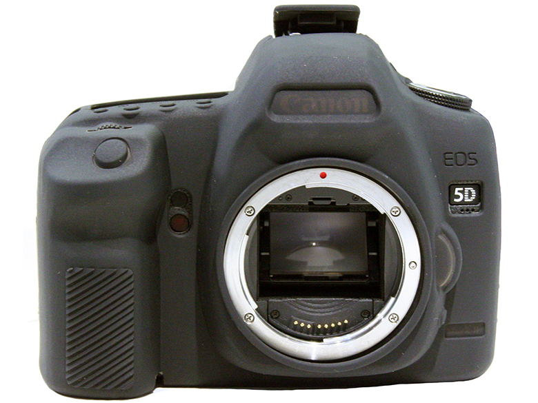 <b>EOS 5DmarkII用シリコンカバーSUNG iT PRO（DDSP-C5DMII）の装着例</b>