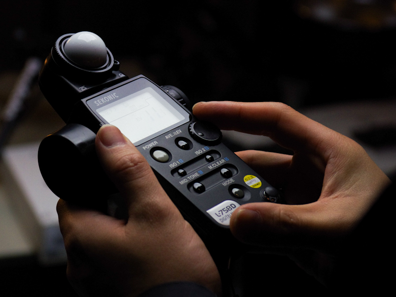 <b>セコニックは現行ラインナップの各種露出計を展示</b>