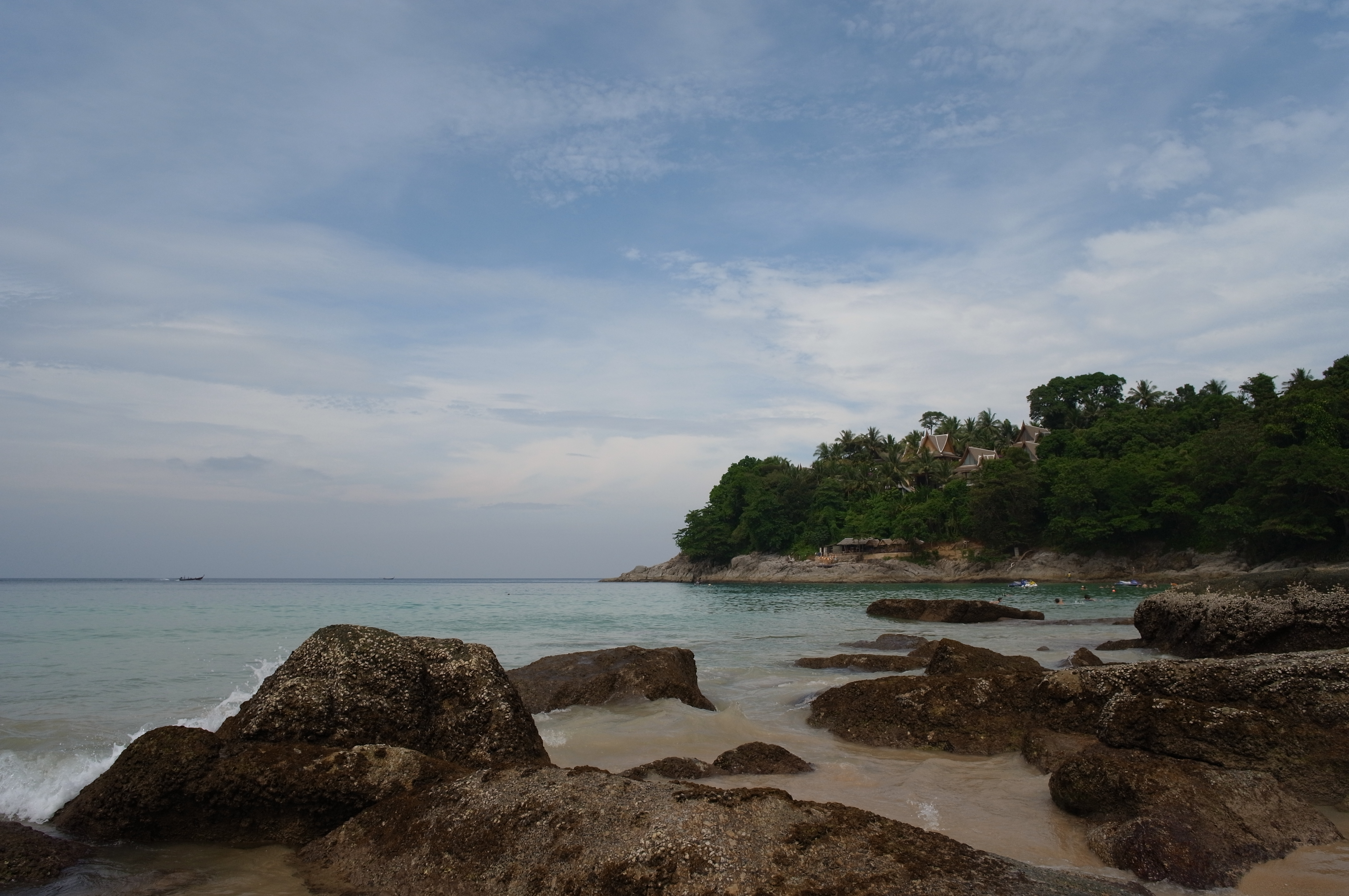 <b>スタンダード / GXR A12 / GR LENS A12 28mm F2.5 / JPEG / 約4.2MB / 4,288×2,848 / 1/1,740秒 / F5.6 / 0.0EV / ISO200 / WB:オート / 18.3mm</b>