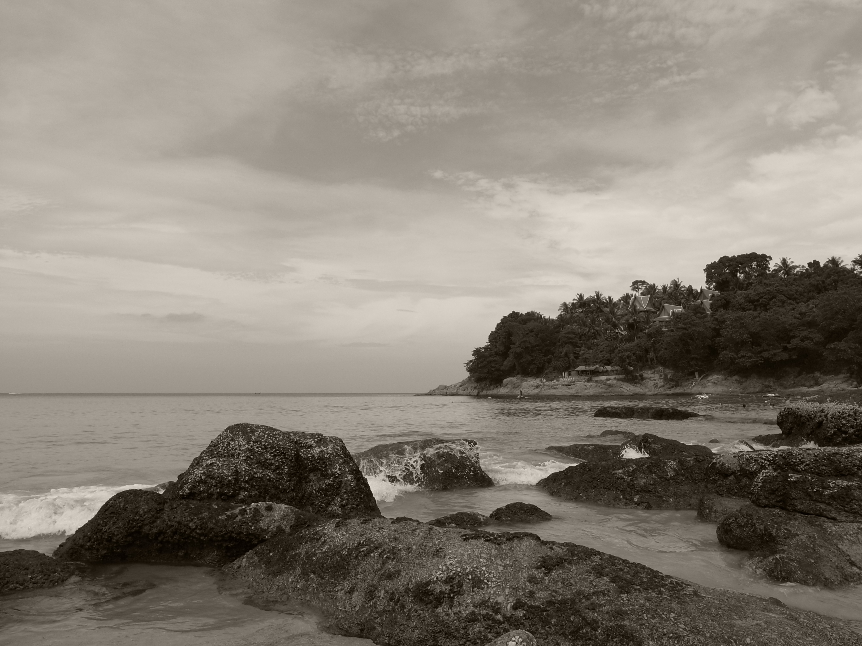 <b>セピア / GR DIGITAL III / JPEG / 約3.4MB / 3,648×2,736 / 1/440秒 / F5.6 / 0.0EV / ISO64 / WB:オート / 6mm</b>