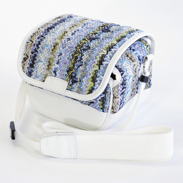 <b>ホワイト×ブルー</b>