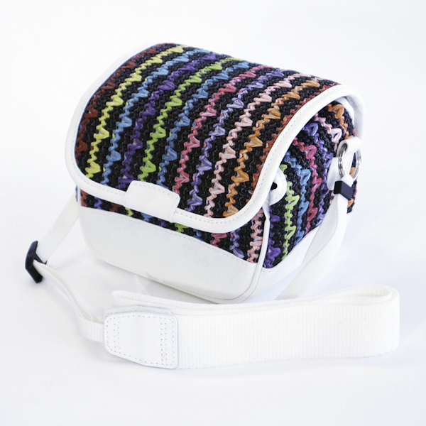 <b>ホワイト×ブラック</b>