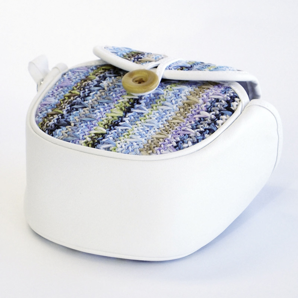 <b>ホワイト×ブルー</b>