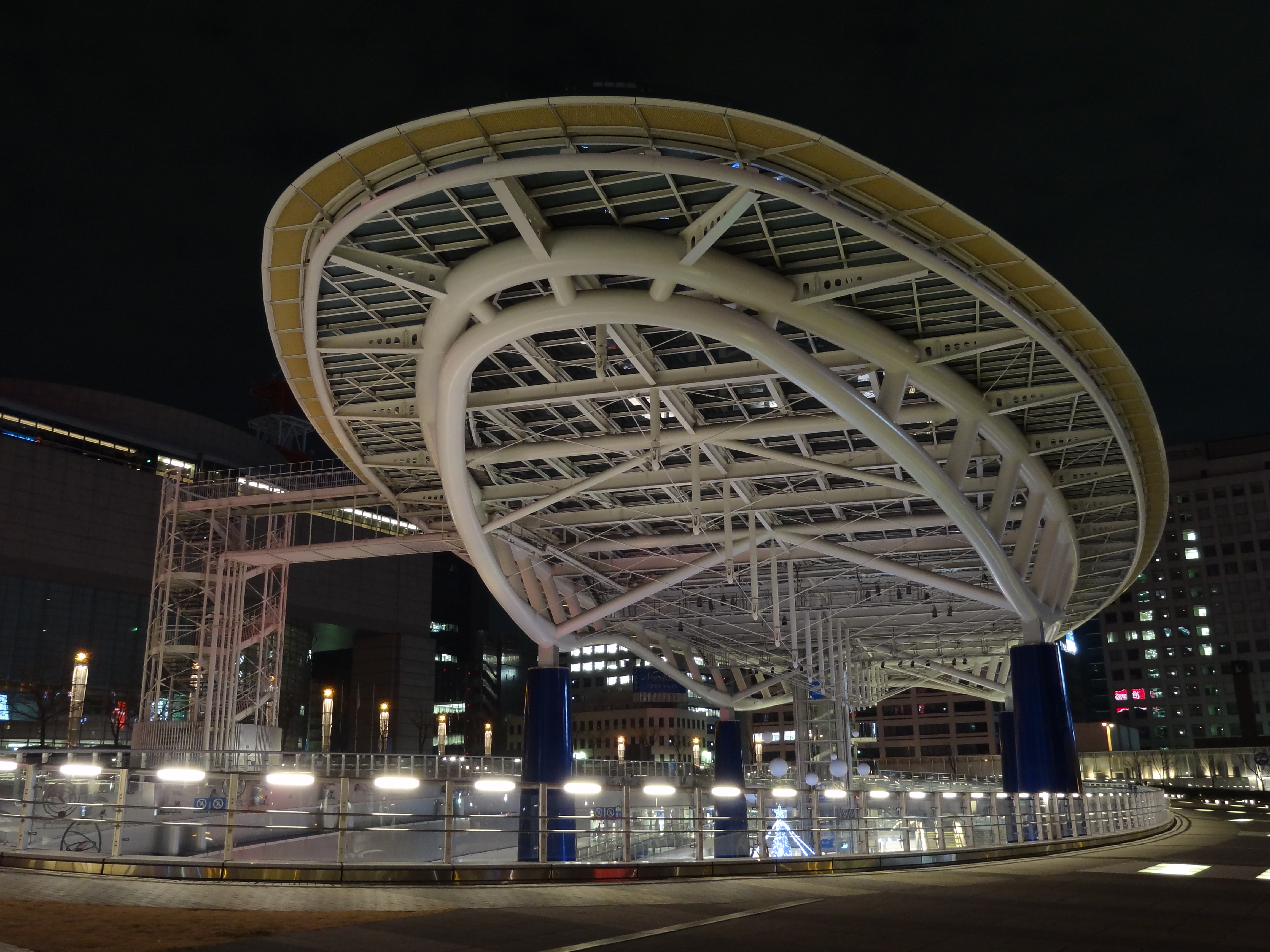 <b>ISO200 / DSC-HX7V / 約3.6MB / 4,608×3,456 / 1/2.5秒 / F4 / 0.0EV / WB:オート / 5.3mm</b>