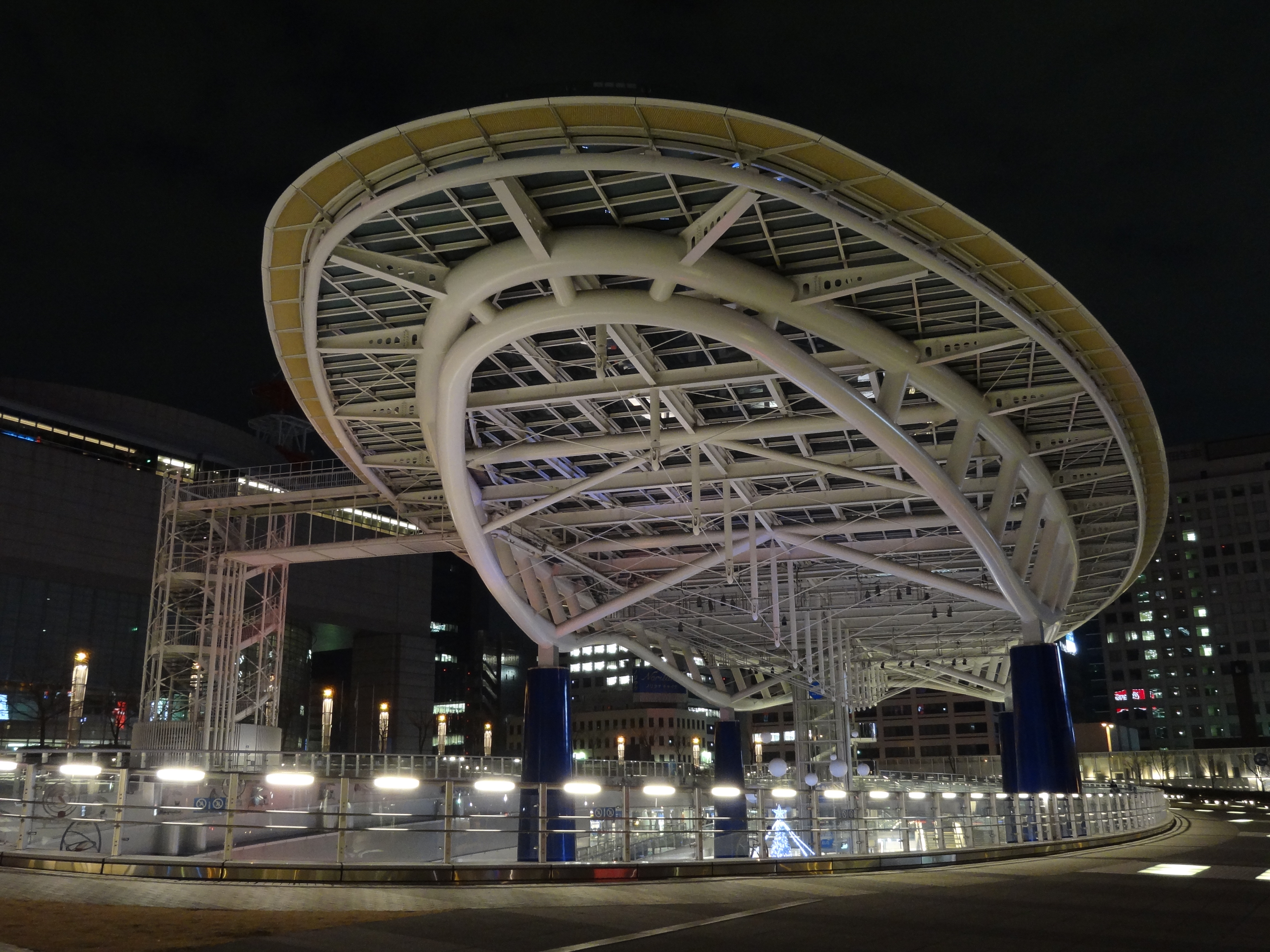 <b>ISO400 / DSC-HX7V / 約4.0MB / 4,608×3,456 / 1/5秒 / F4 / 0.0EV / WB:オート / 5.3mm</b>