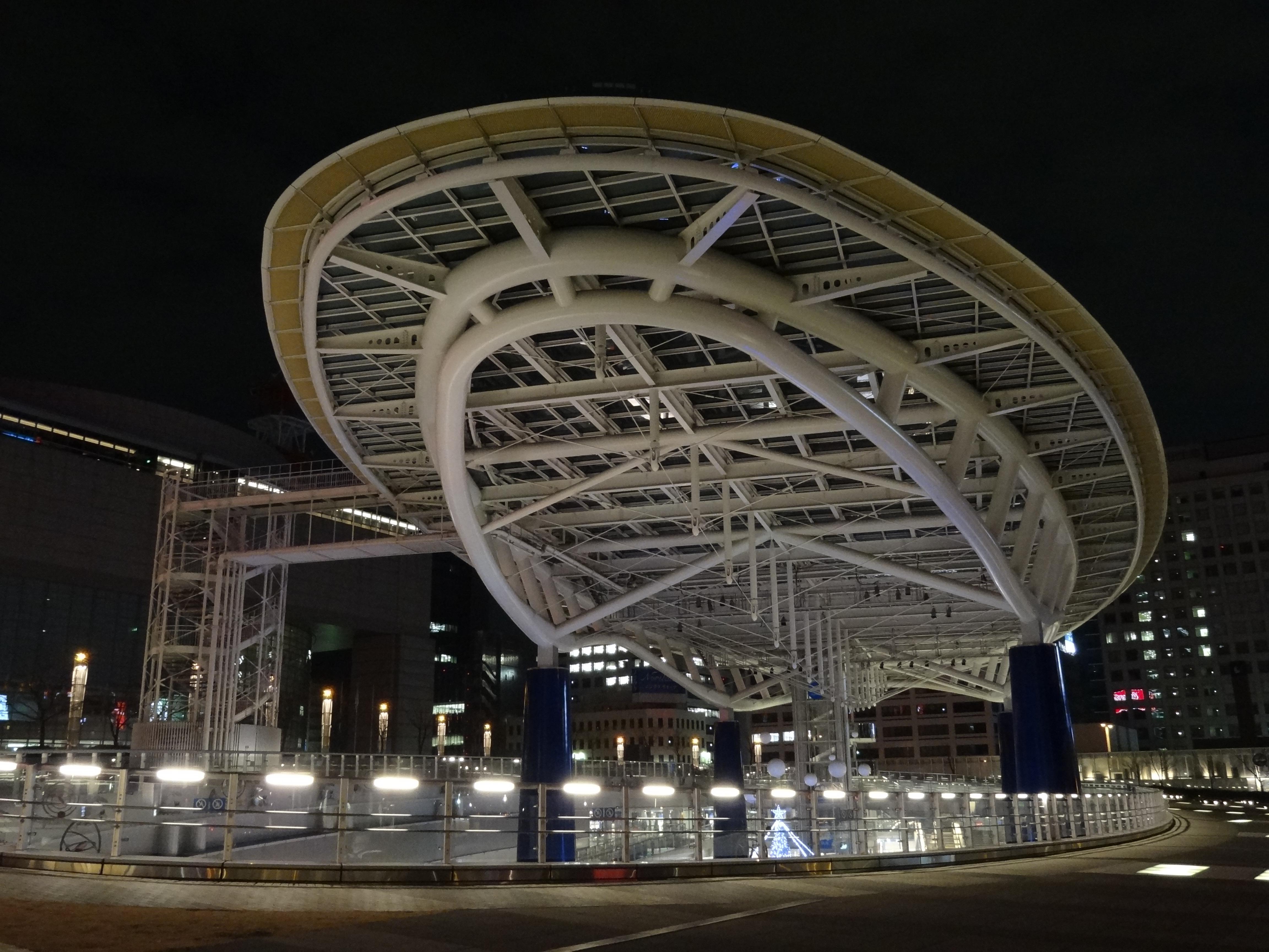 <b>ISO800 / DSC-HX7V / 約3.7MB / 4,608×3,456 / 1/10秒 / F4 / 0.0EV / WB:オート / 5.3mm</b>