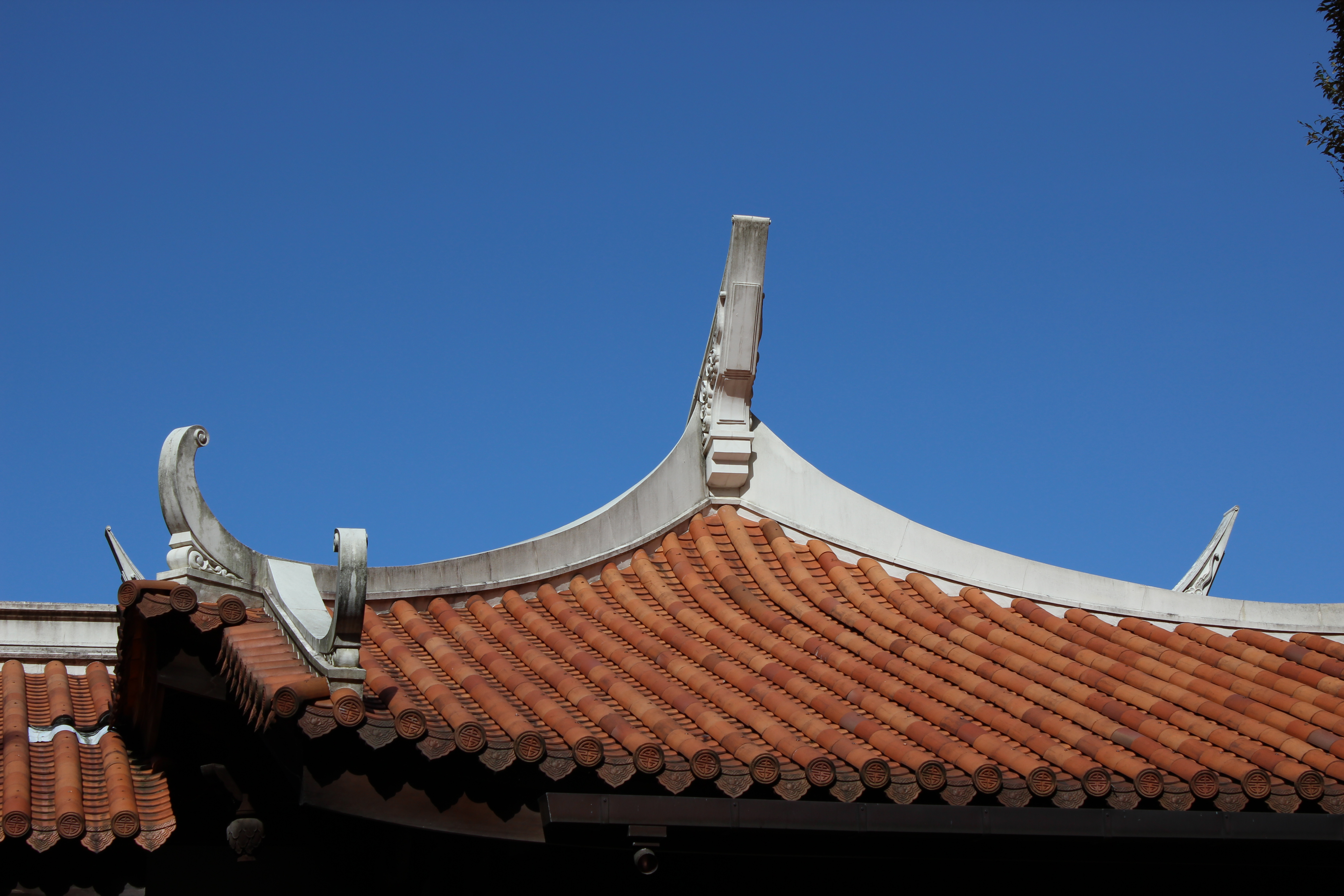 <b>雰囲気:暗く（雰囲気の効果:少し） / EOS Kiss X5 / EF-S 18-55mm F3.5-5.6 IS II / 5,184×3,456 / クリエイティブオート / 1/320秒 / F11 / -0.7EV / ISOオート（ISO100） / WB:オート / 49mm</b>