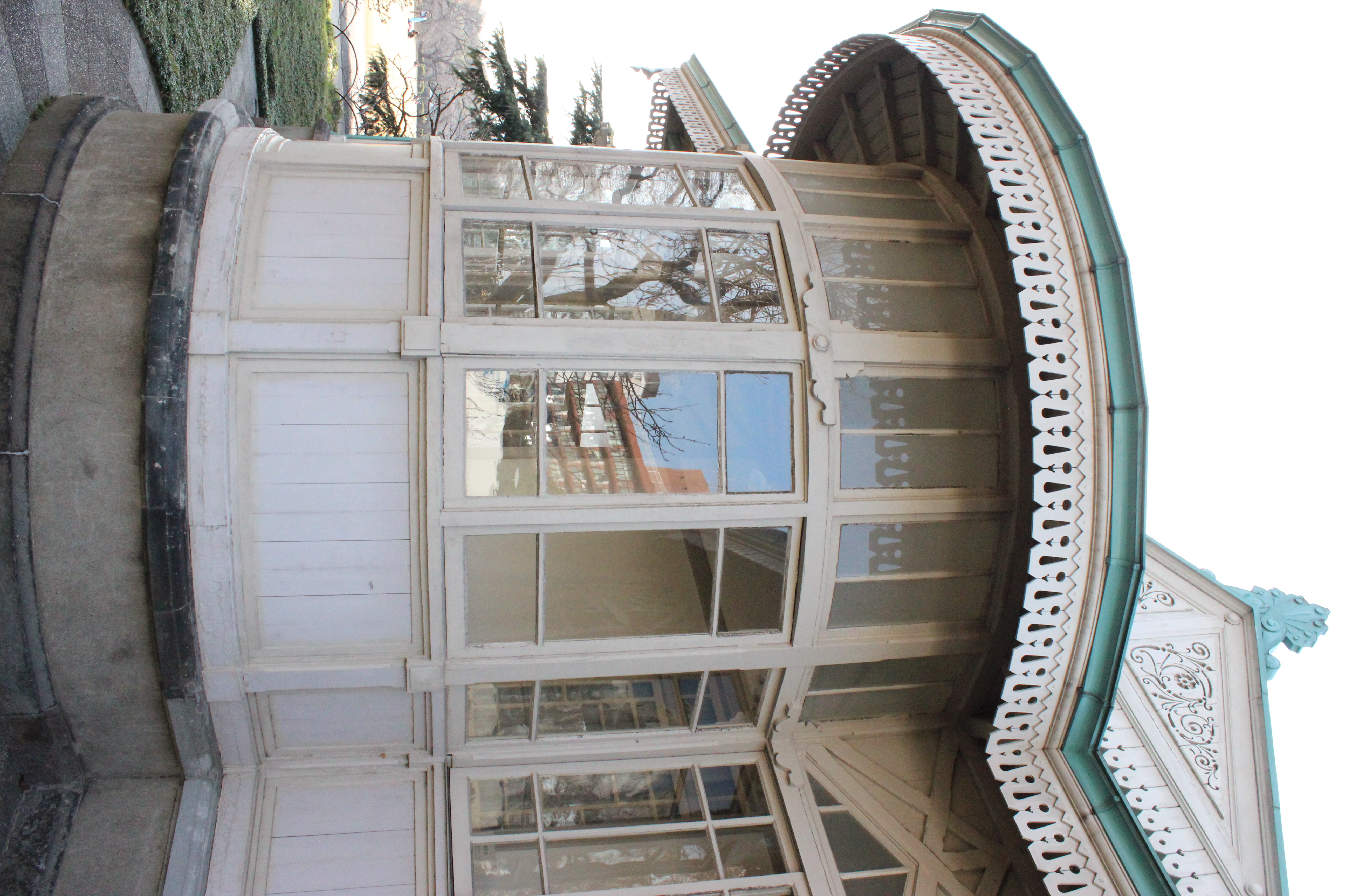 <b>ISO3200 / EOS Kiss X5 / EF-S 18-55mm F3.5-5.6 IS II / 5,184×3,456 / 絞り優先AE / 1/1000秒 / F8 / 1.0EV / WB:オート / 18mm</b>