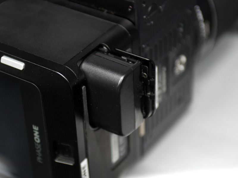 <b>バッテリーは内蔵式になった</b>