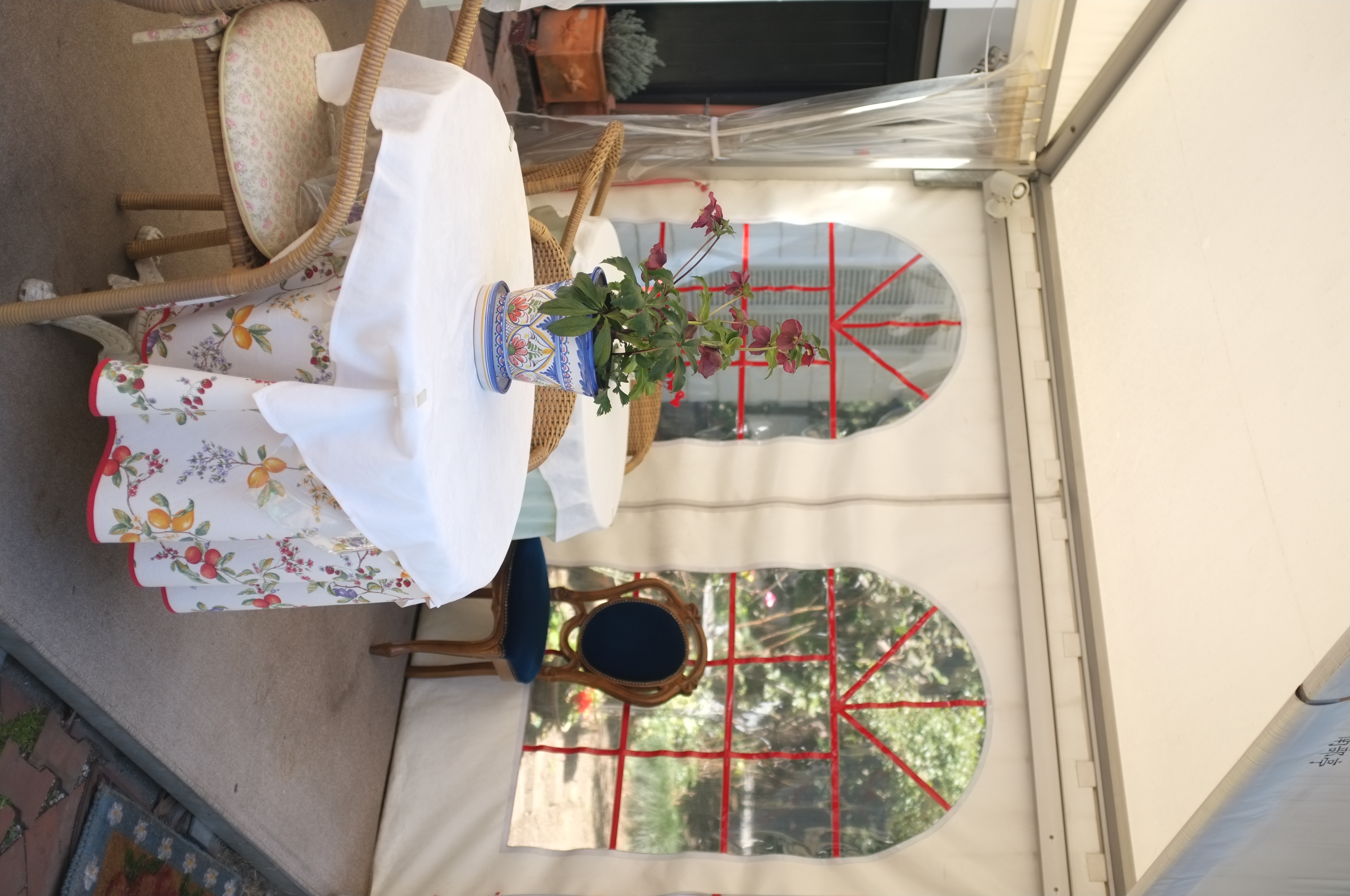 <b>FinePix X100 / 3.7MB / 2,848×4,288 / 1/100秒 / F2 / +0.7EV / ISO200 / WB:オート</b>